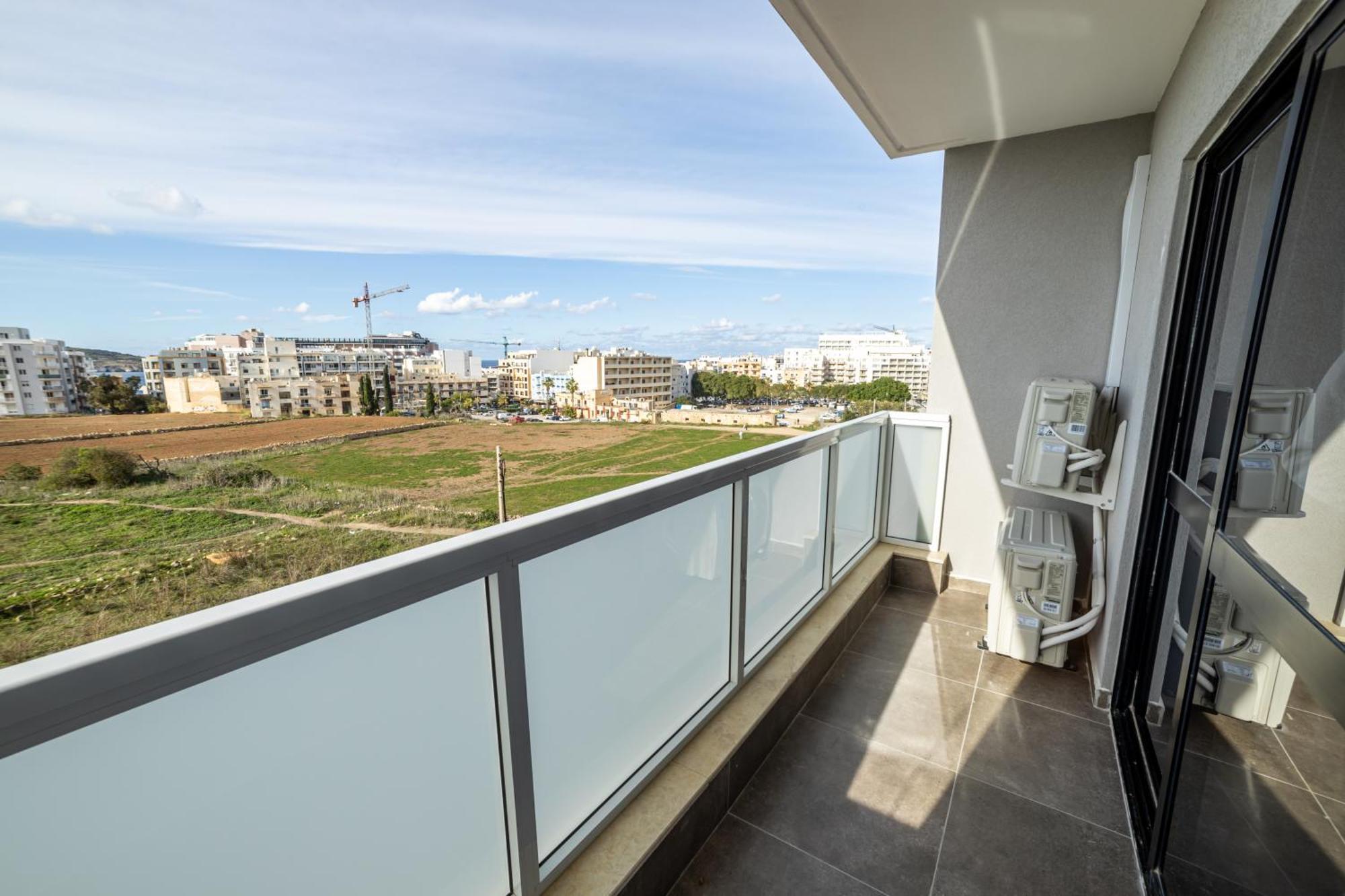 Charming Corner Apartment With Country View 2Br เซนต์พอลส์เบย์ ภายนอก รูปภาพ