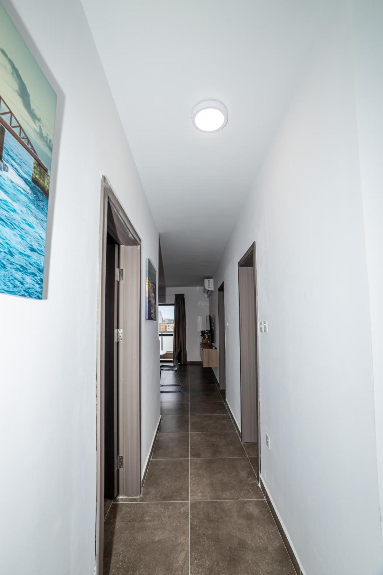 Charming Corner Apartment With Country View 2Br เซนต์พอลส์เบย์ ภายนอก รูปภาพ