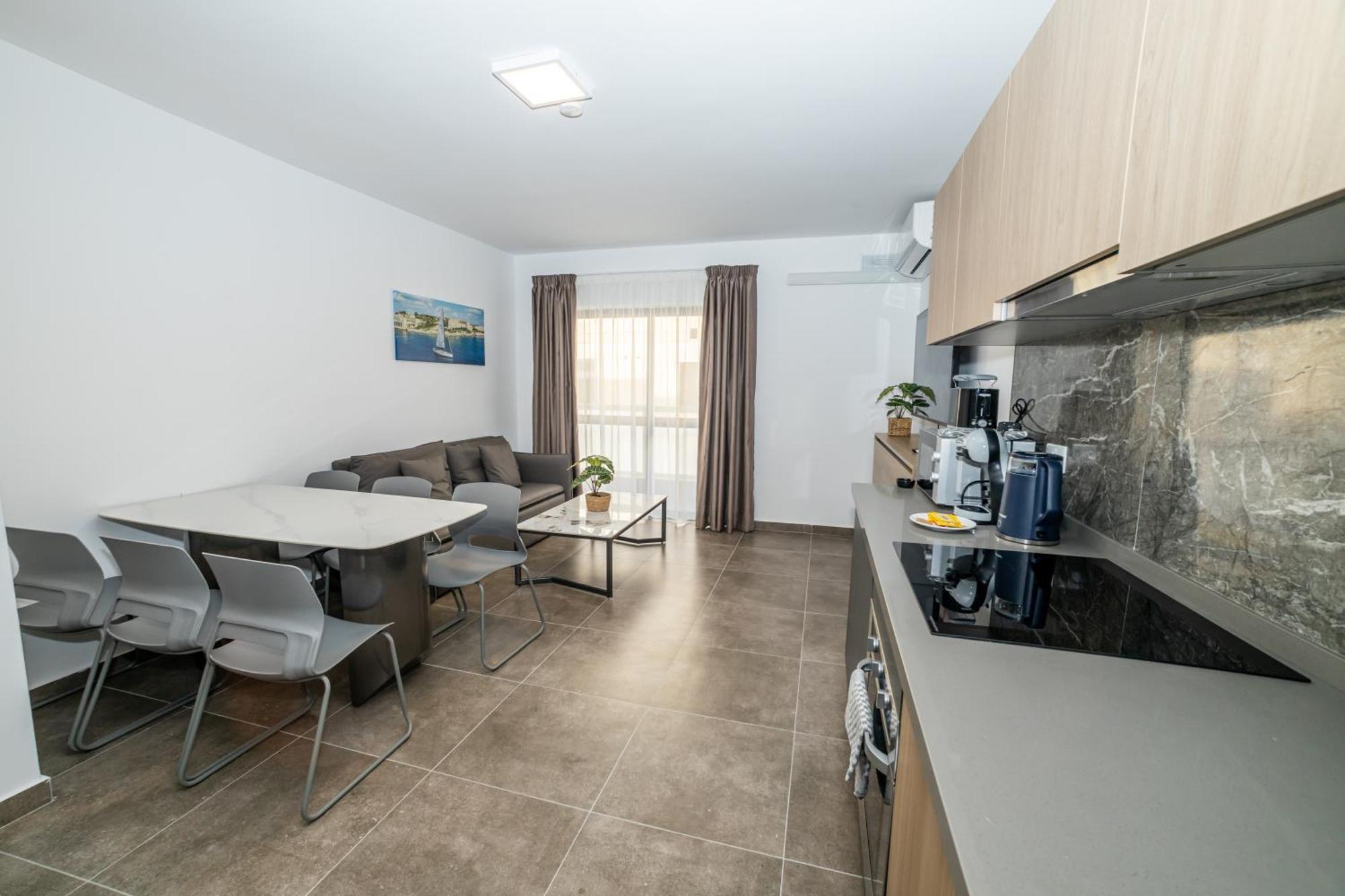 Charming Corner Apartment With Country View 2Br เซนต์พอลส์เบย์ ภายนอก รูปภาพ